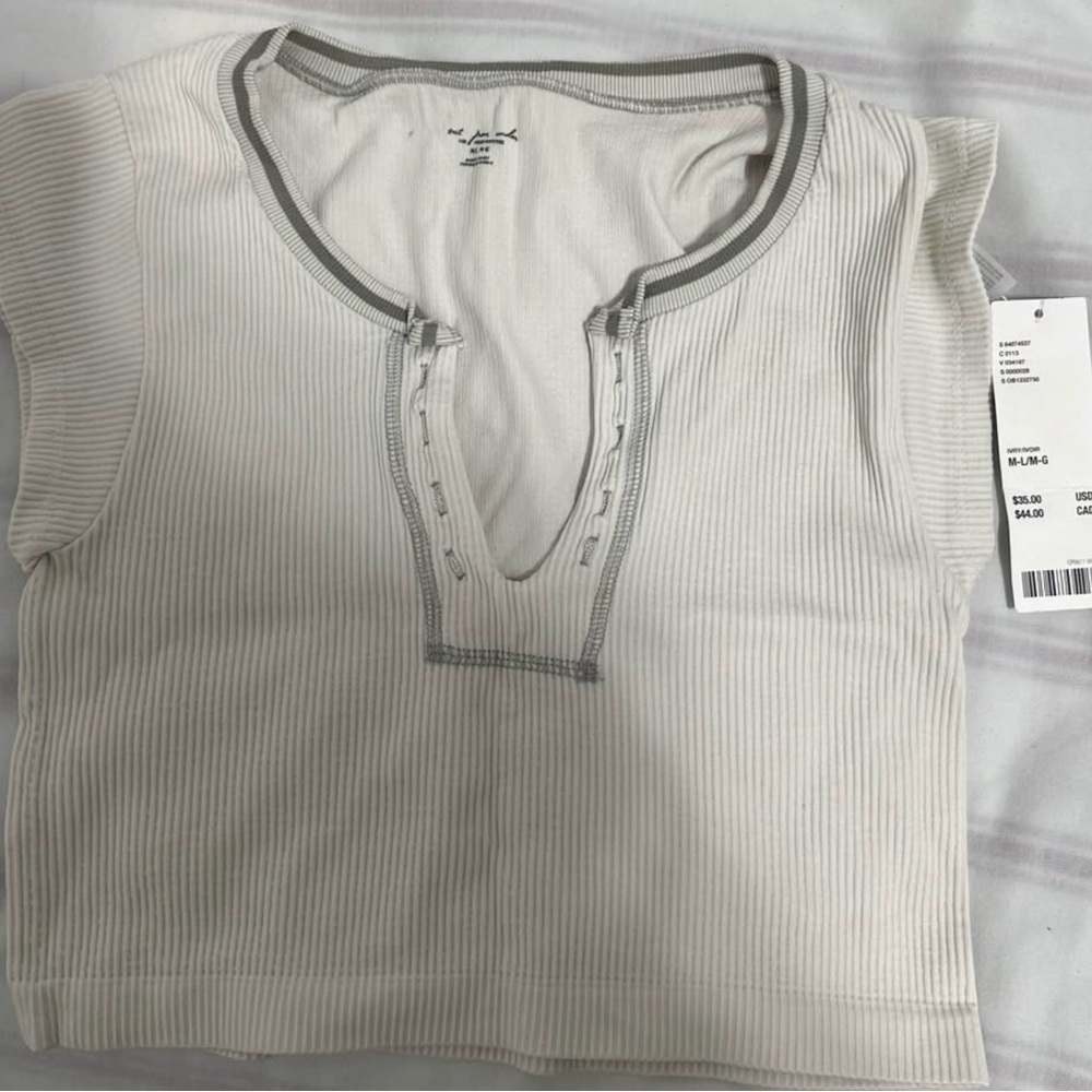 UO White Ribbed Top